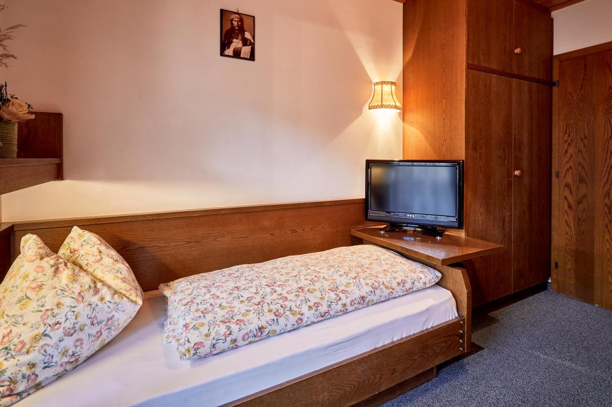 Ferienpension Zummuellerhof Natz-Schabs Ruang foto
