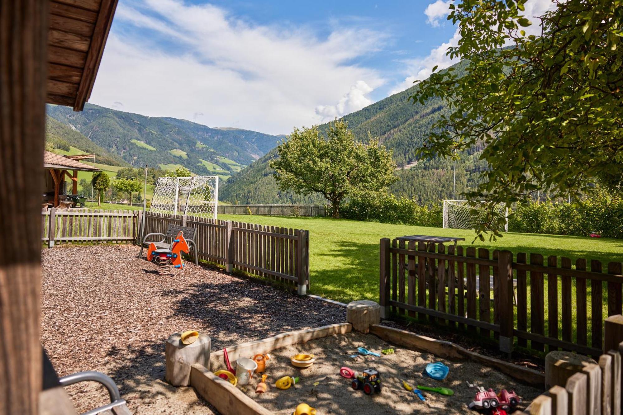 Ferienpension Zummuellerhof Natz-Schabs Bagian luar foto
